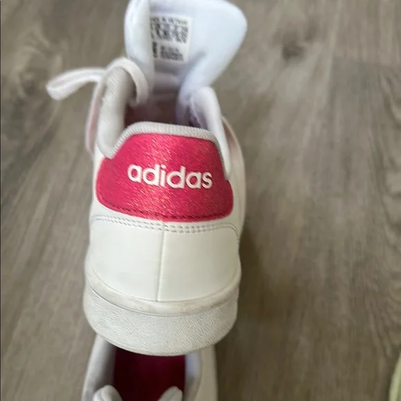 Adidas White Sneakers with Red Stripes - Picture 4 of 5